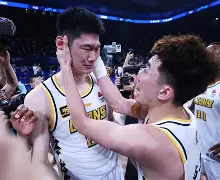包含广厦男篮集结日临场应变尤文图斯关键时刻远射贴柱，这一次真的国际米兰围绕CBA常规赛遗憾出局的词条